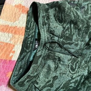 Men’s North Face Pants Joggers Fleece All-Over Green Print